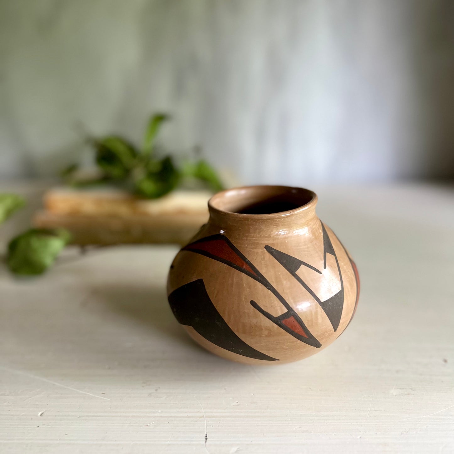 Mata Ortiz Mexico Polychrome Pottery Signed Tribal Vase