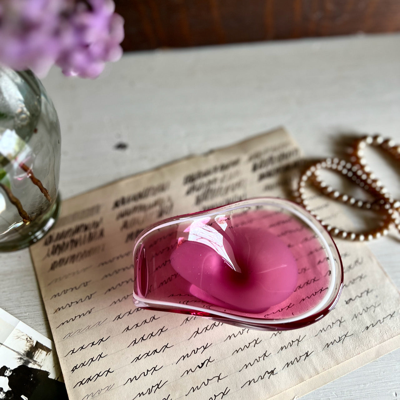 Swedish Modernist Flygors Pink Art Glass Trinket Dish (c.1958)