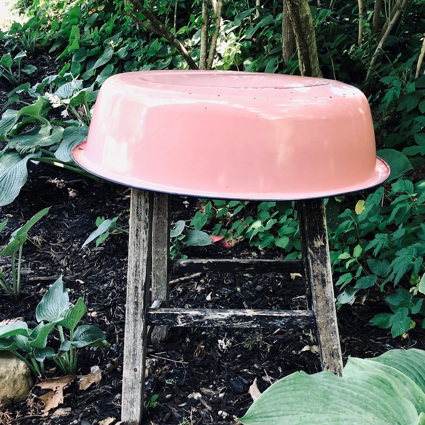 Vintage Pink Enamelware Wash Tub (c.1940s)
