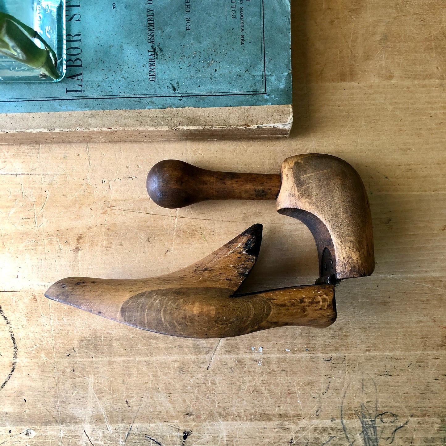 Primitive Wooden Hinged Shoe Last (c.1900s)