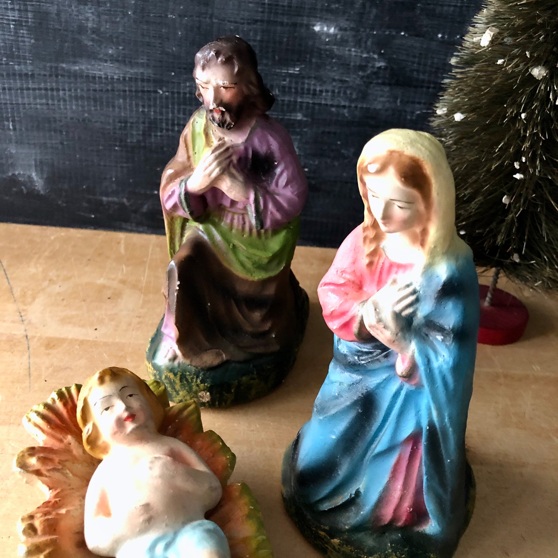 Vintage Chalkware Nativity Set (c.1940s)