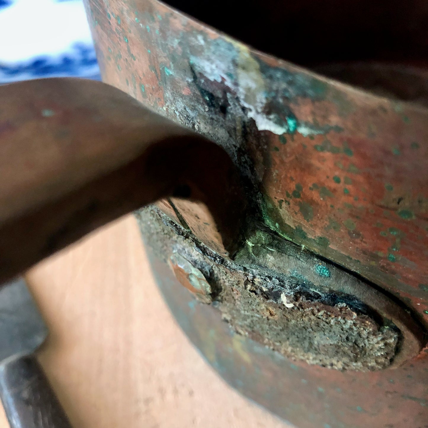 Early Dovetail Copper Cooking Pot (c.1800s)