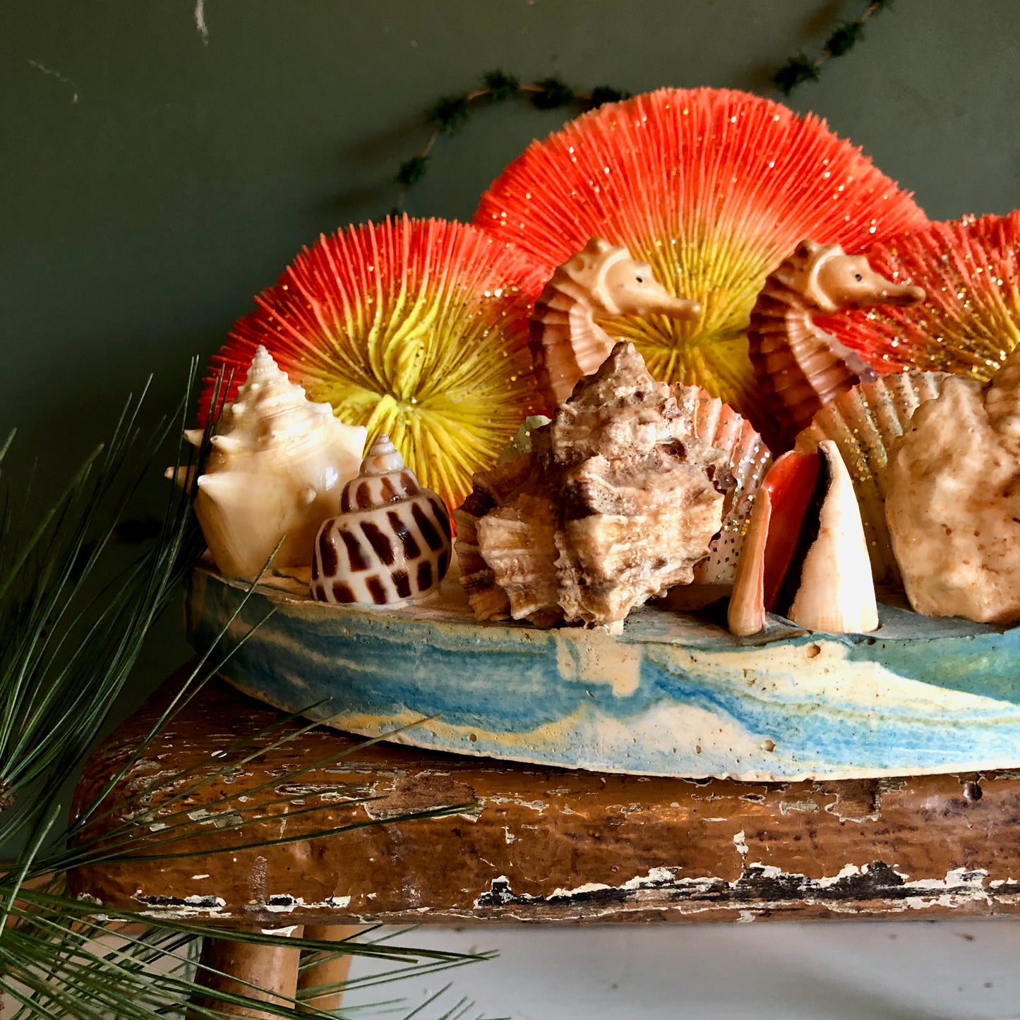 Old Florida Souvenir Sea Shell Lamp (c.1950s)