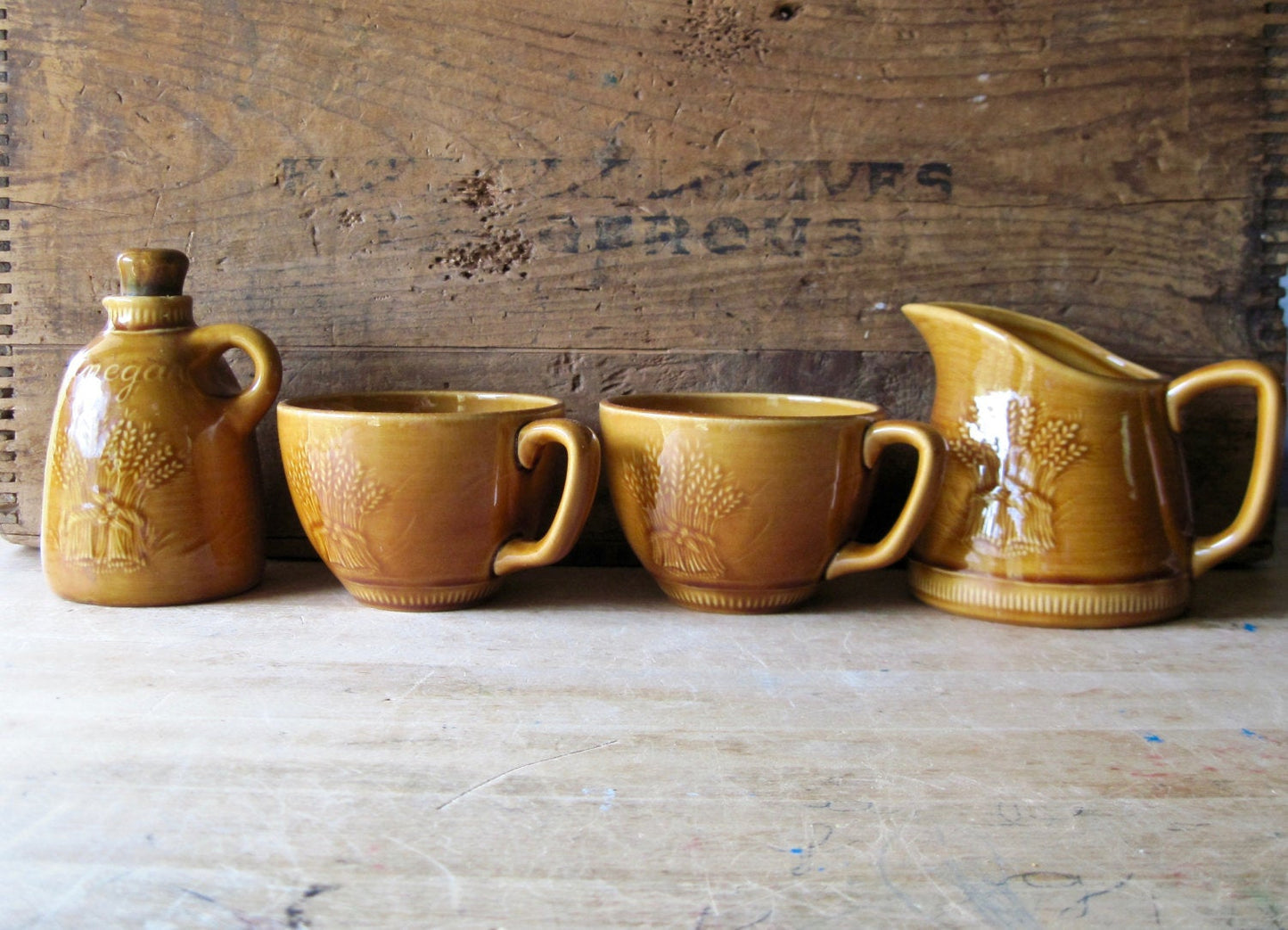 Vintage Franciscan Wheat Pottery (c.1950s)