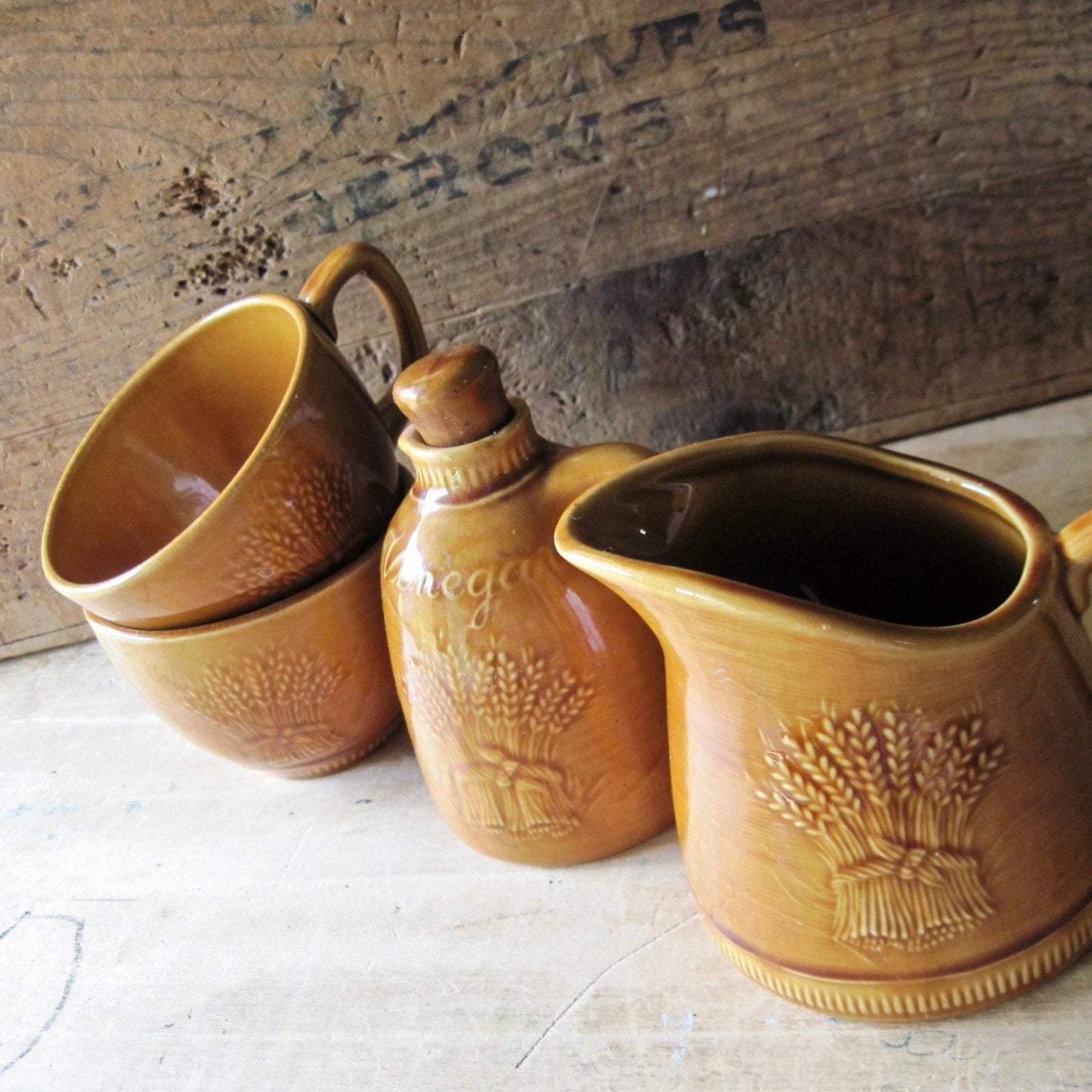Vintage Franciscan Wheat Pottery (c.1950s)