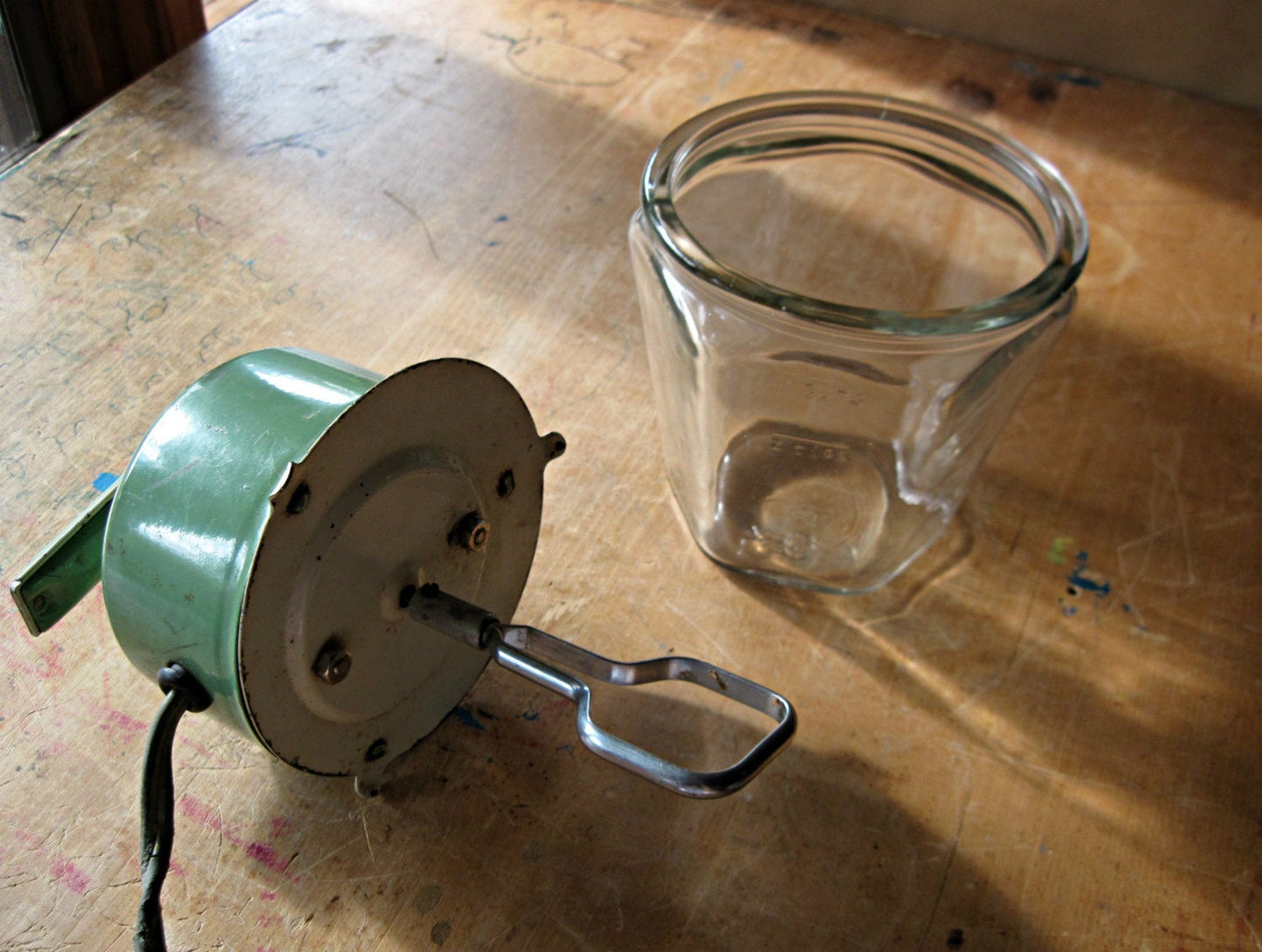 Vintage Kwik Way Egg Beater Mixer Jar | Retro Kitchenware (c.1940s)
