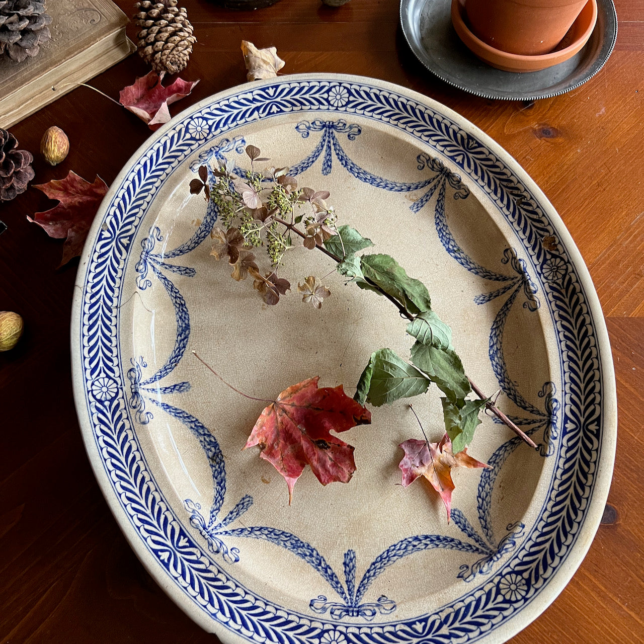 19th Century Wedgwood Etruria England Blue Edge Platter