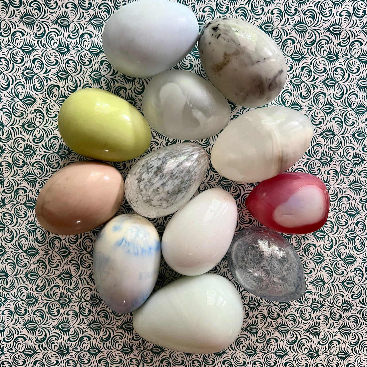 29 Piece Vintage Egg Collection, Stone, Glass, Quartz, Marble, etc.