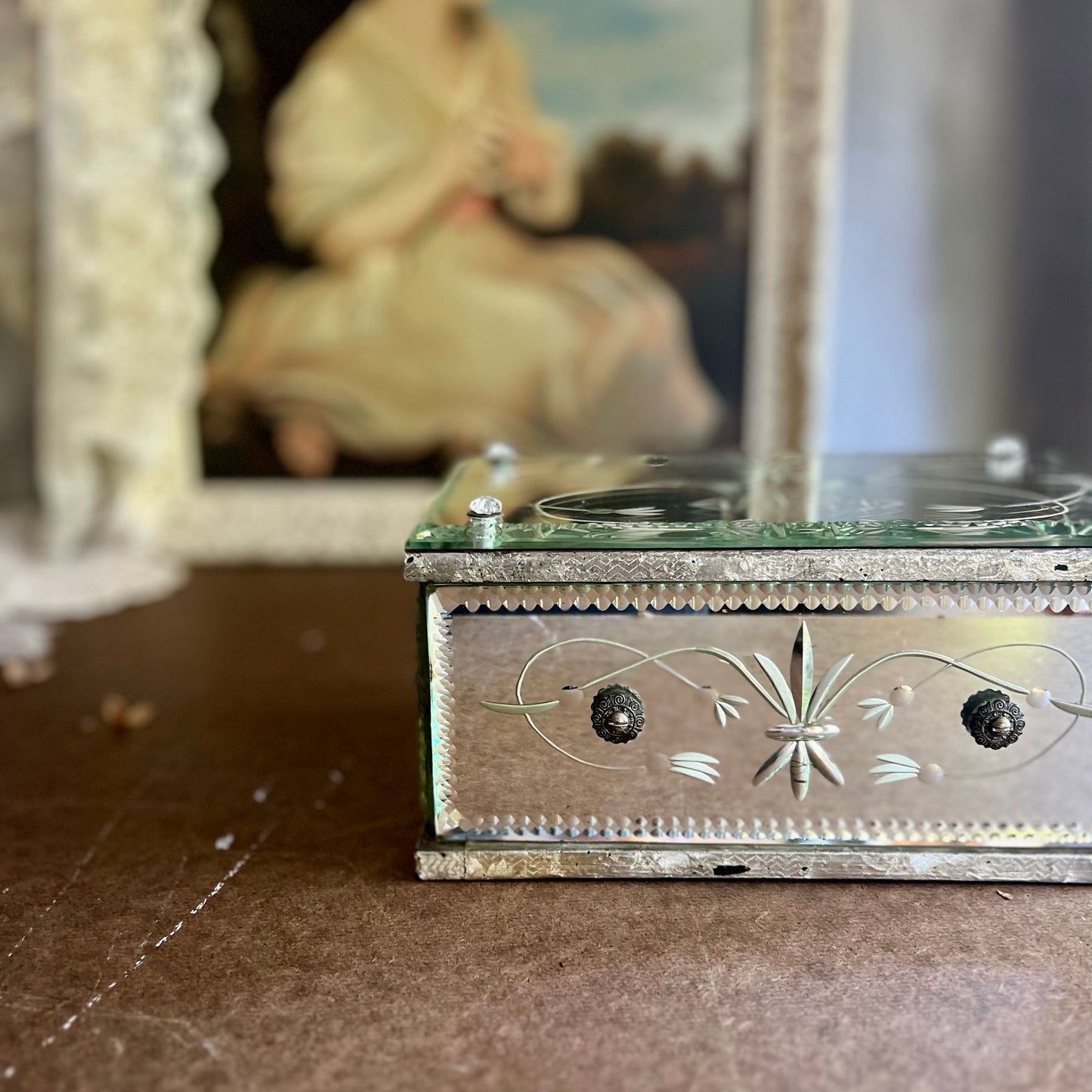 Opulent Engraved Mirrored Dresser Jewelry Box