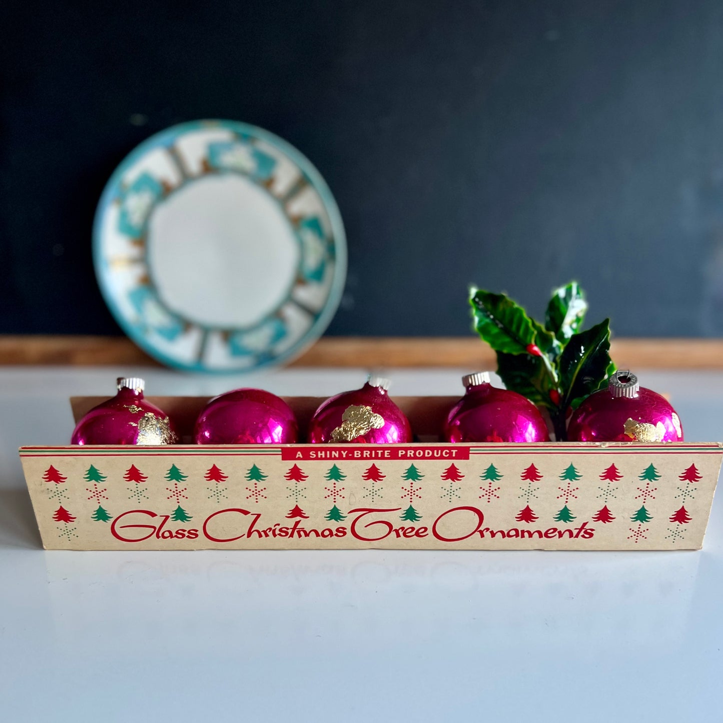 Vintage Hot Pink and Gold Shiny Brite Ornaments, Set of 5