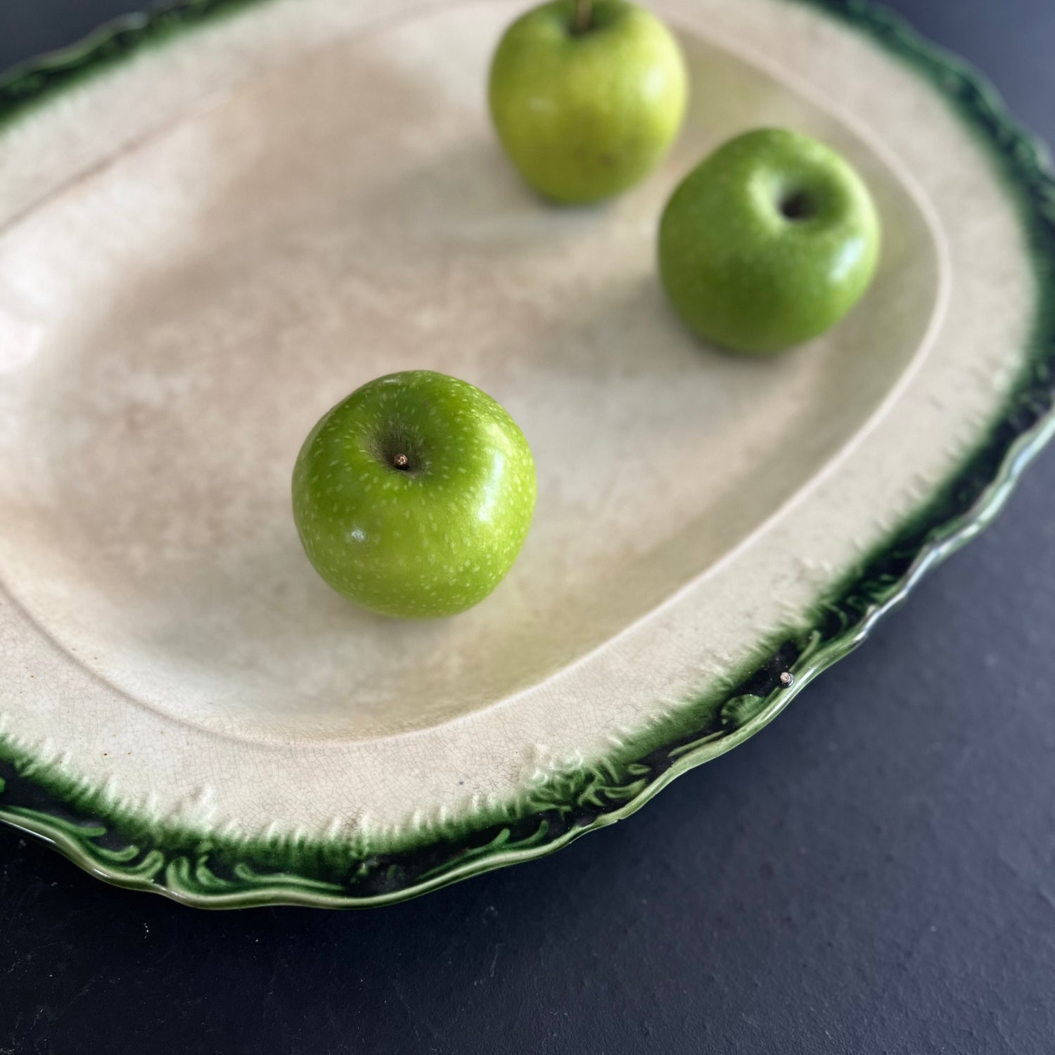 Large Green Feather Edge Antique Platter, c.1800s