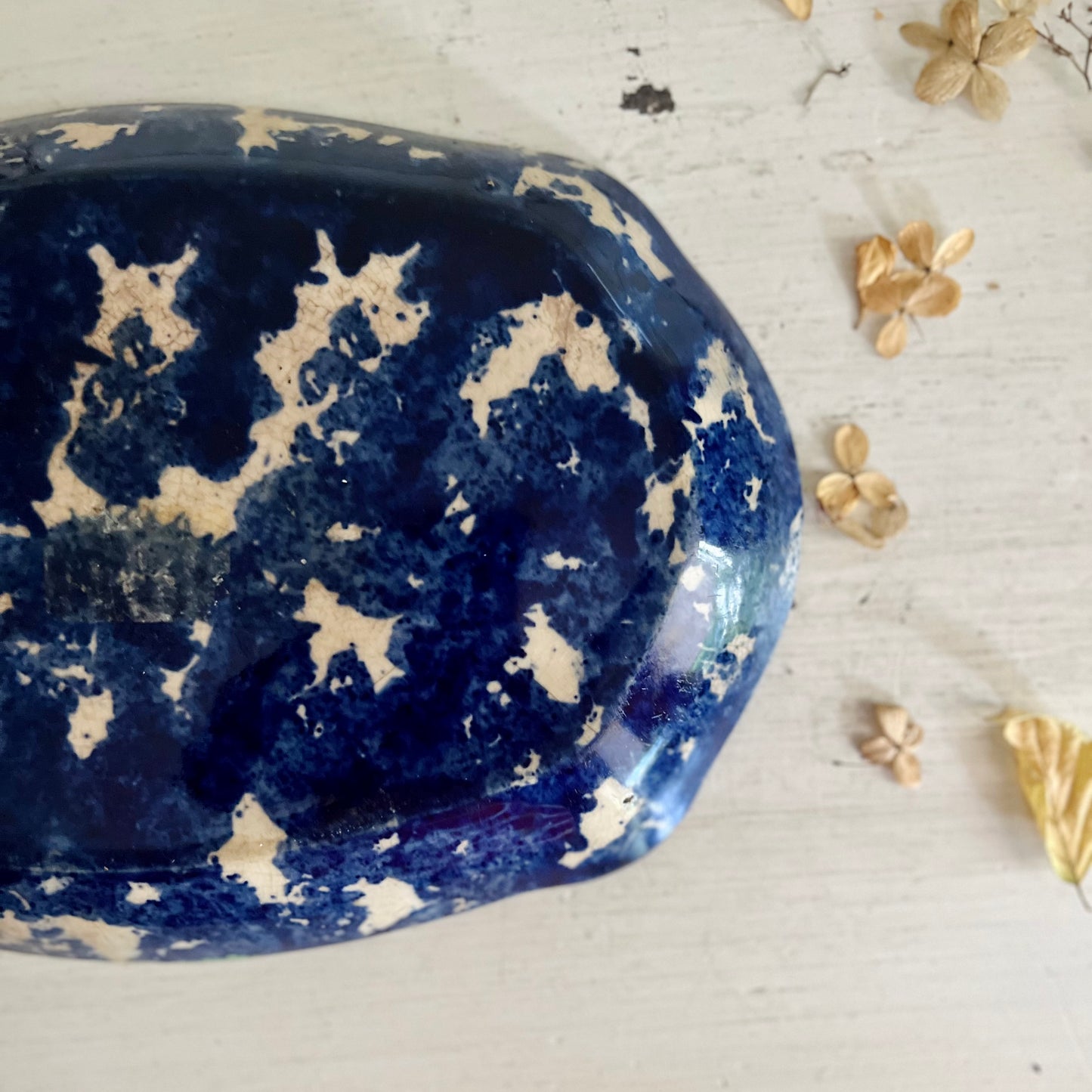 Early Antique Cobalt Blue and White Spongeware Platter
