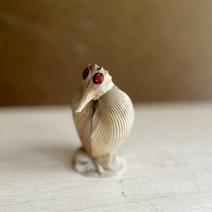 Vintage Souvenir Seashell Figurines