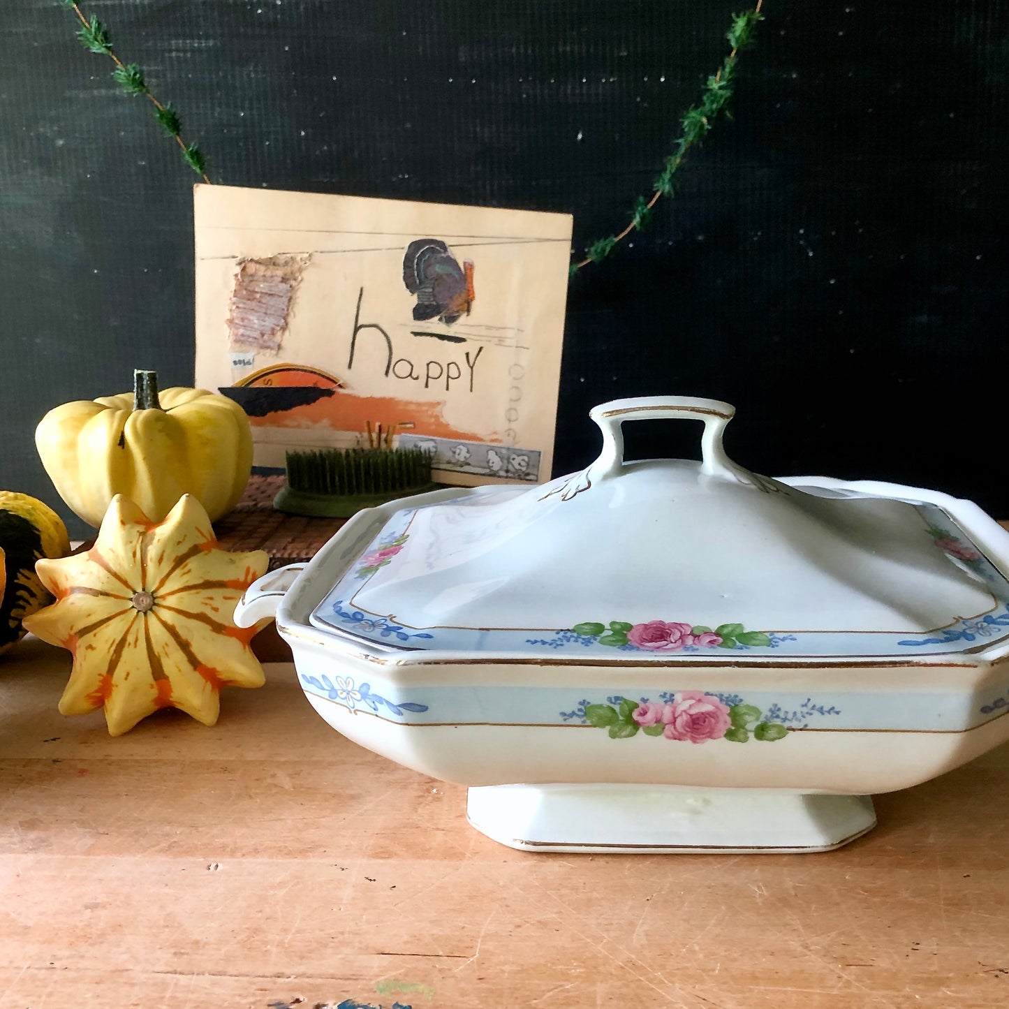 Antique Meakin Covered Vegetable Dish (c.1900s)