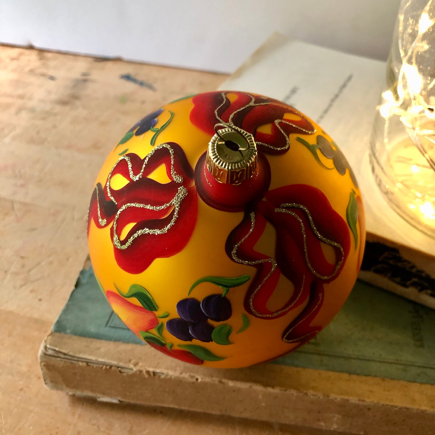 Hand Painted Italian Holiday Ornament (c.1980s)