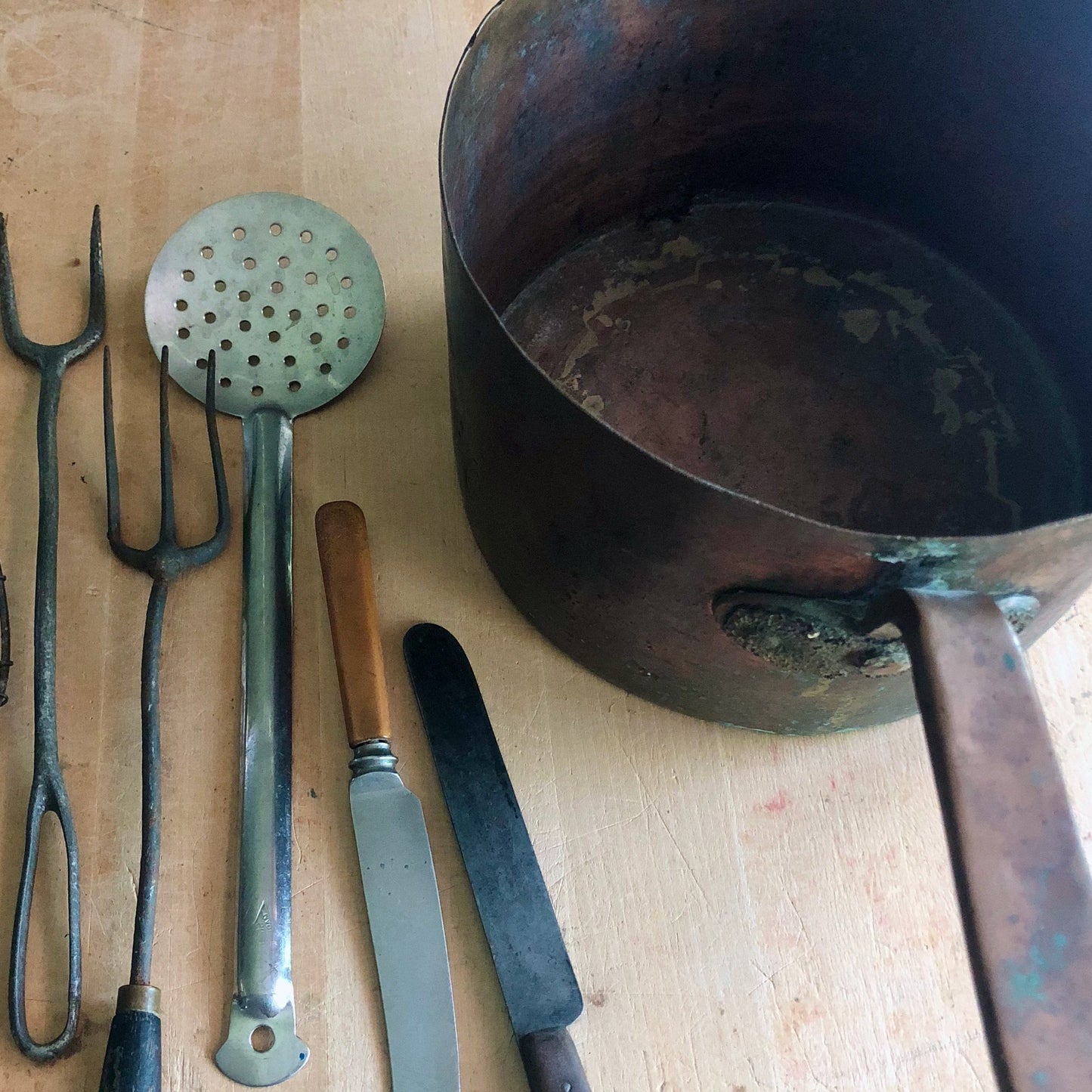 Early Dovetail Copper Cooking Pot (c.1800s)