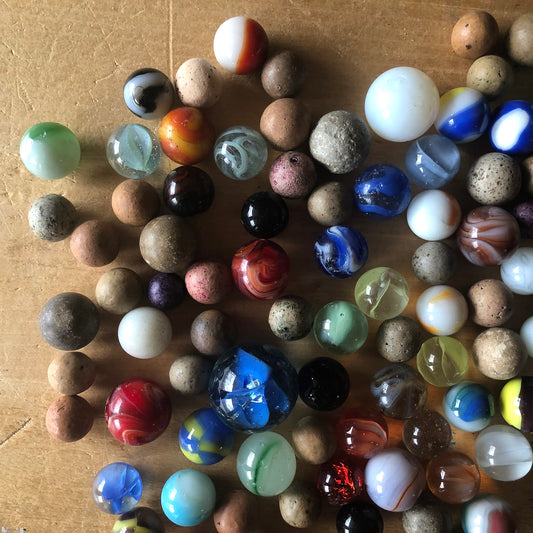 Set of 100 Vintage and Antique Marbles