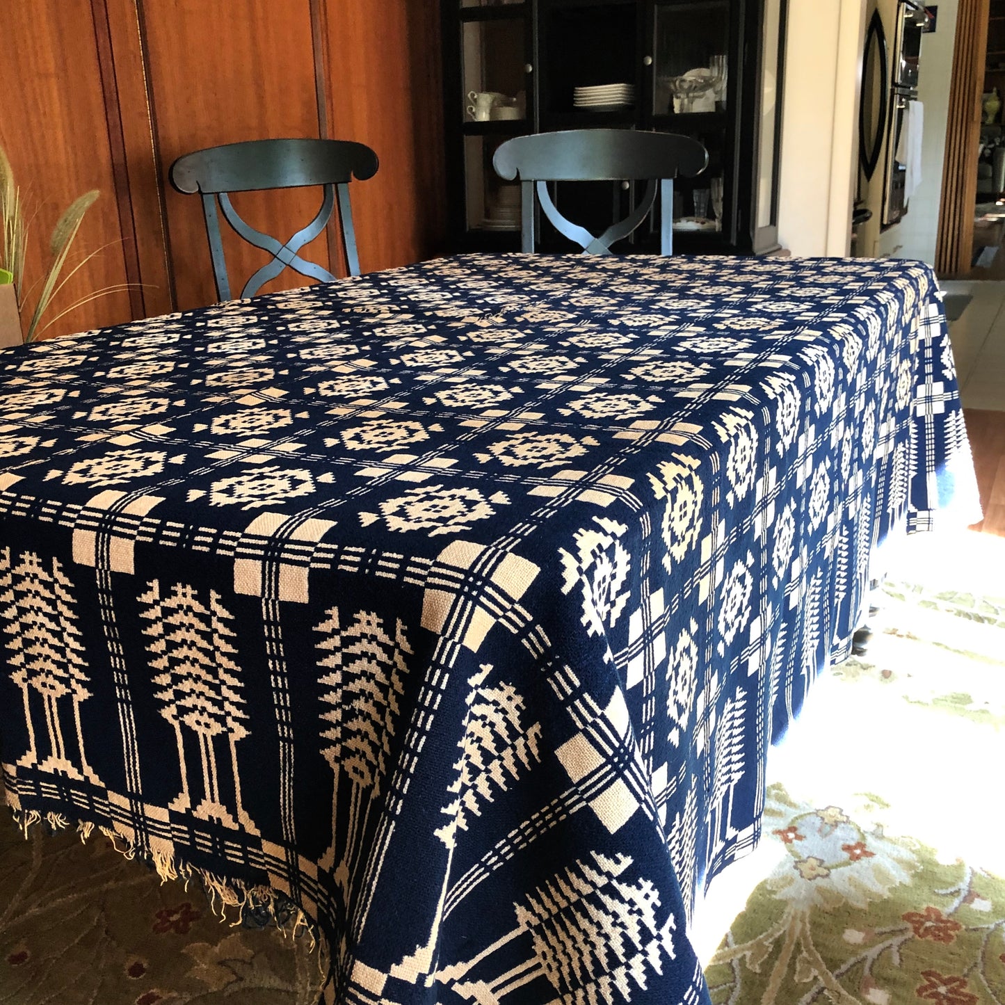 Mountaineer Indigo and Cream Double Weave Americana Coverlet (c.1800s)