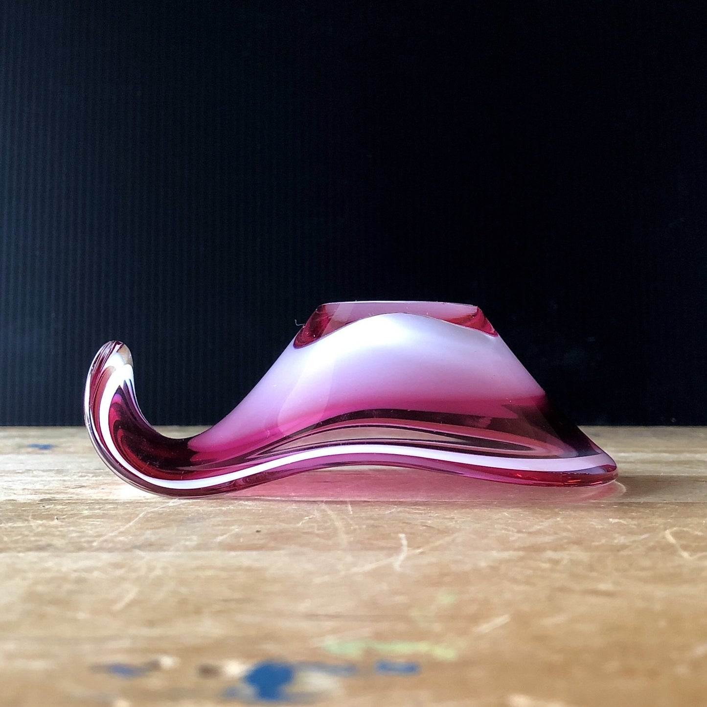 Mid Century Modernist Flygsfors Pink Art Glass Bowl (c.1958)