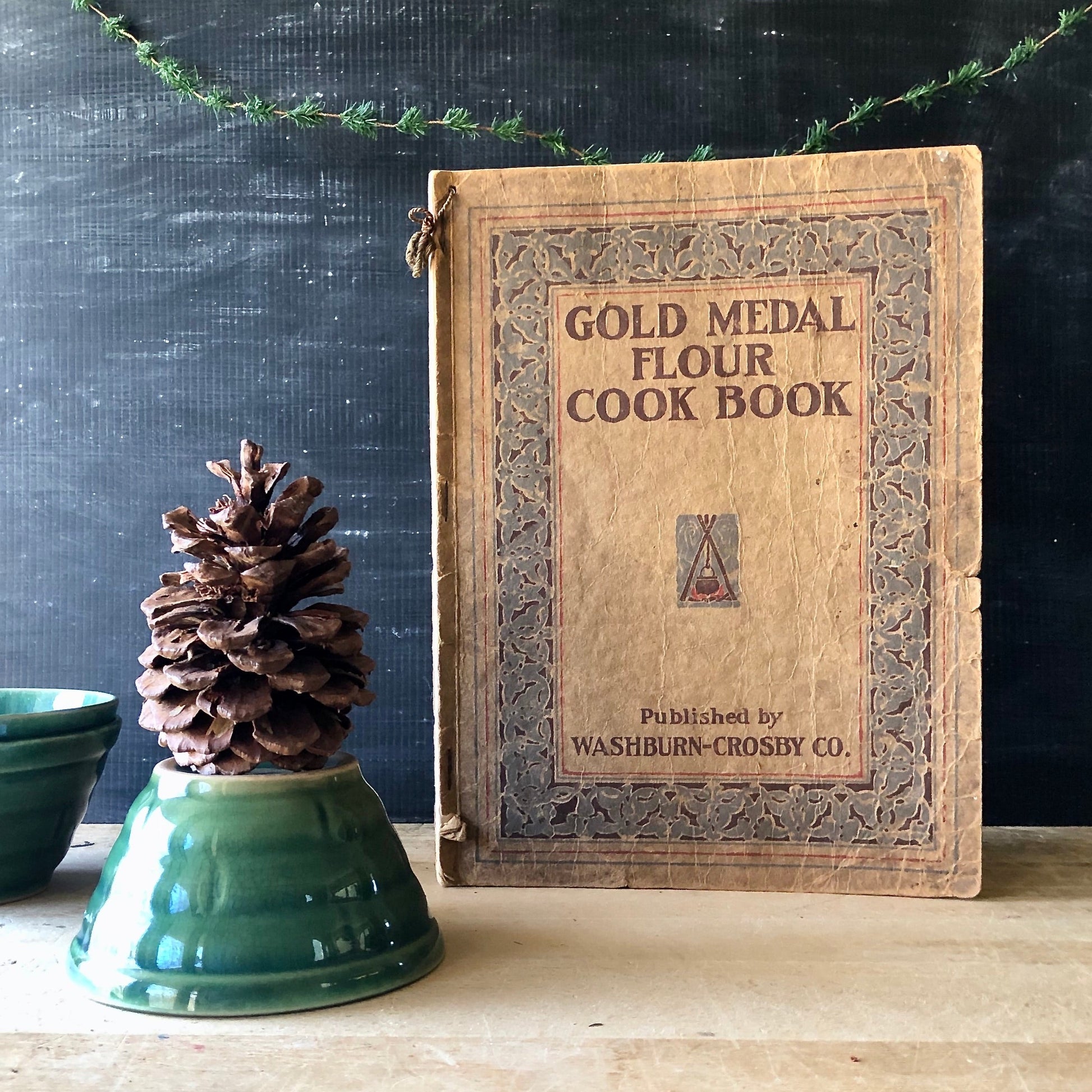 Gold Medal Flour Vintage Cook Book (c.1909)