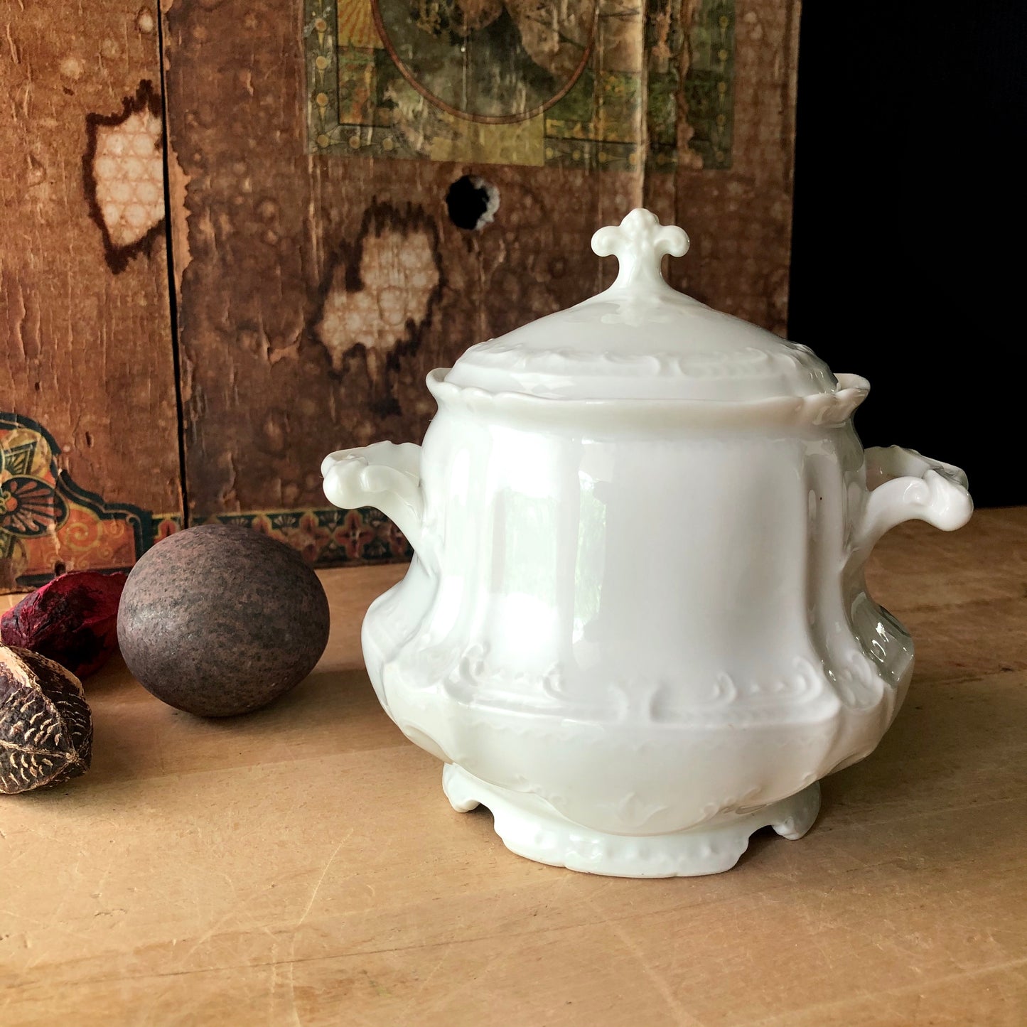 Haviland White Sugar Bowl (c. early 1900s)