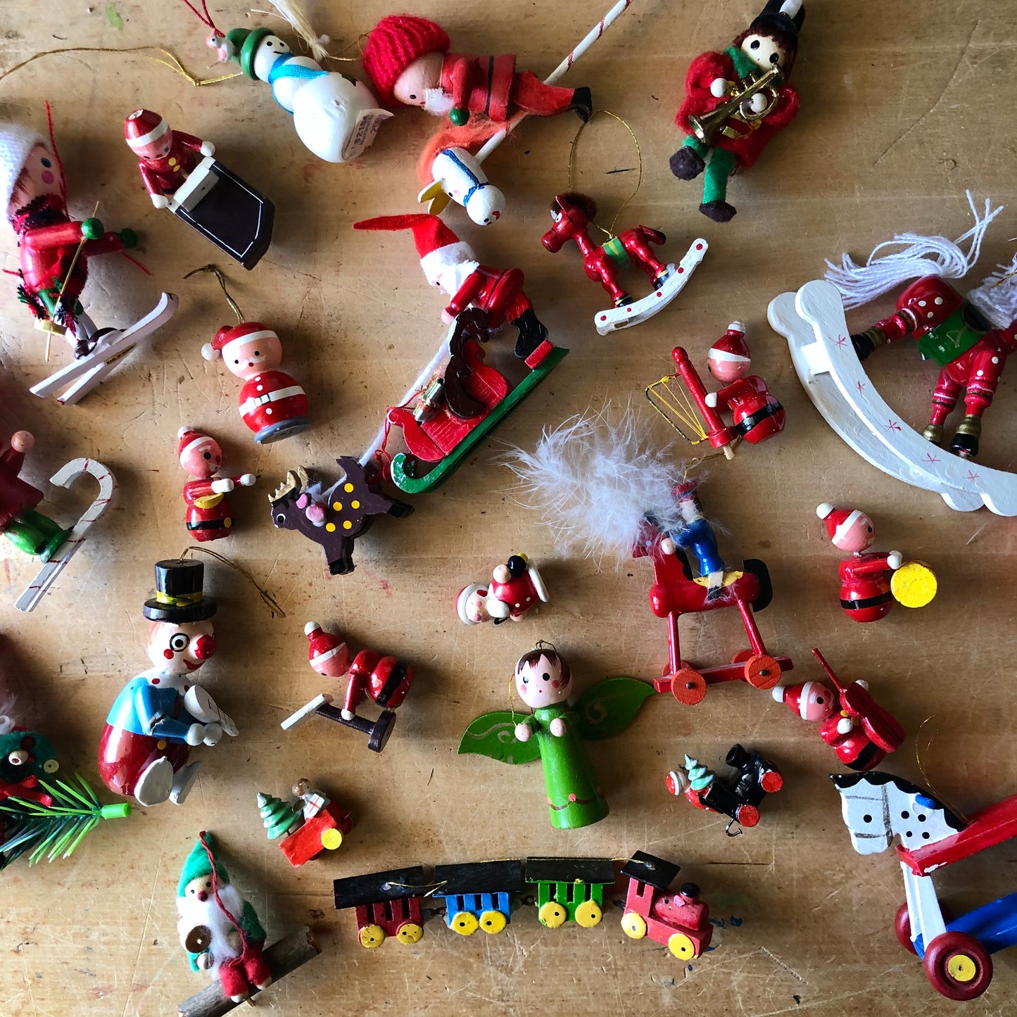 Vintage Wooden Miniature Christmas Ornaments (c.1960s)