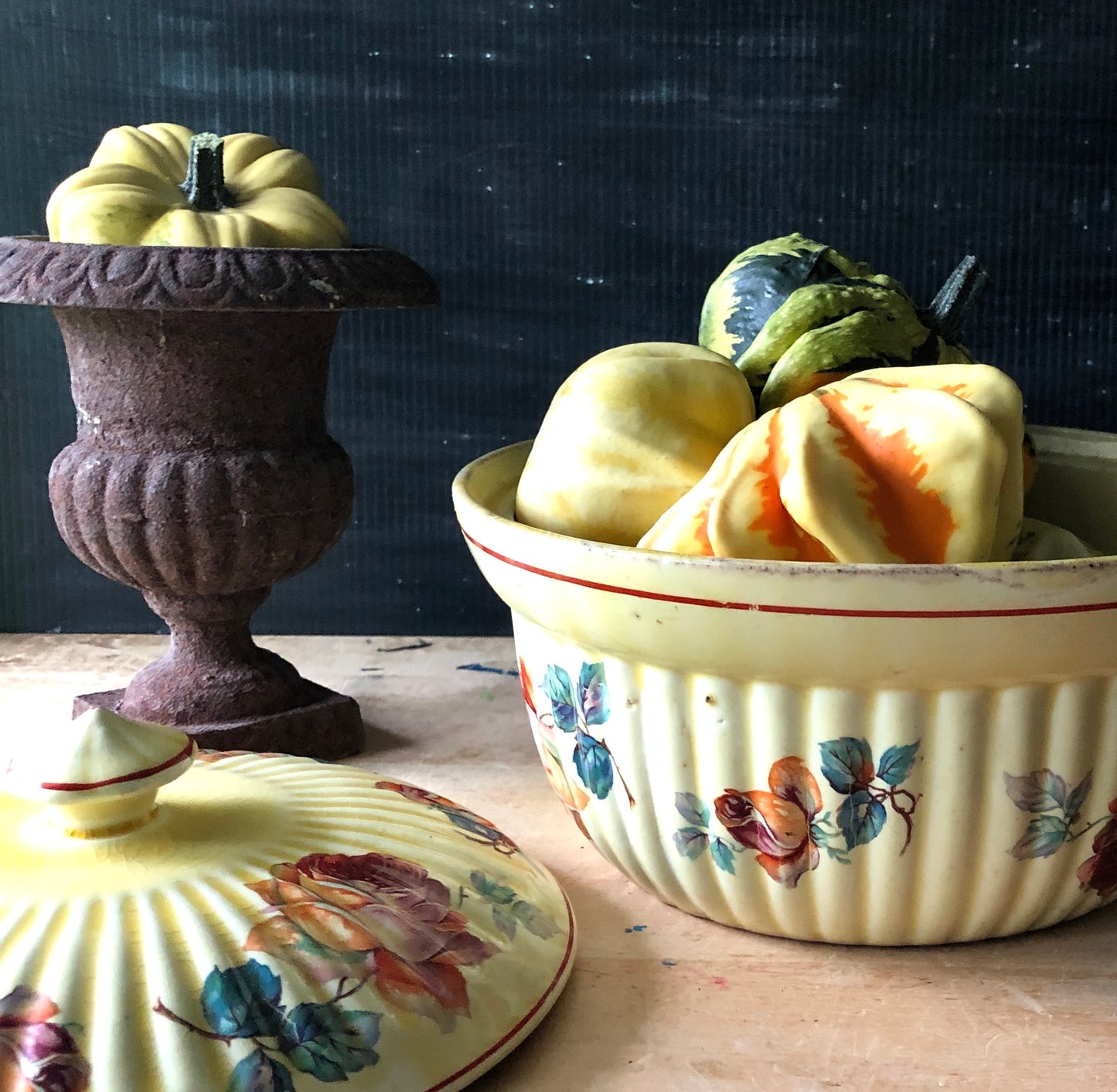 Vintage Bake Rite Covered Baking Dish (1940s)