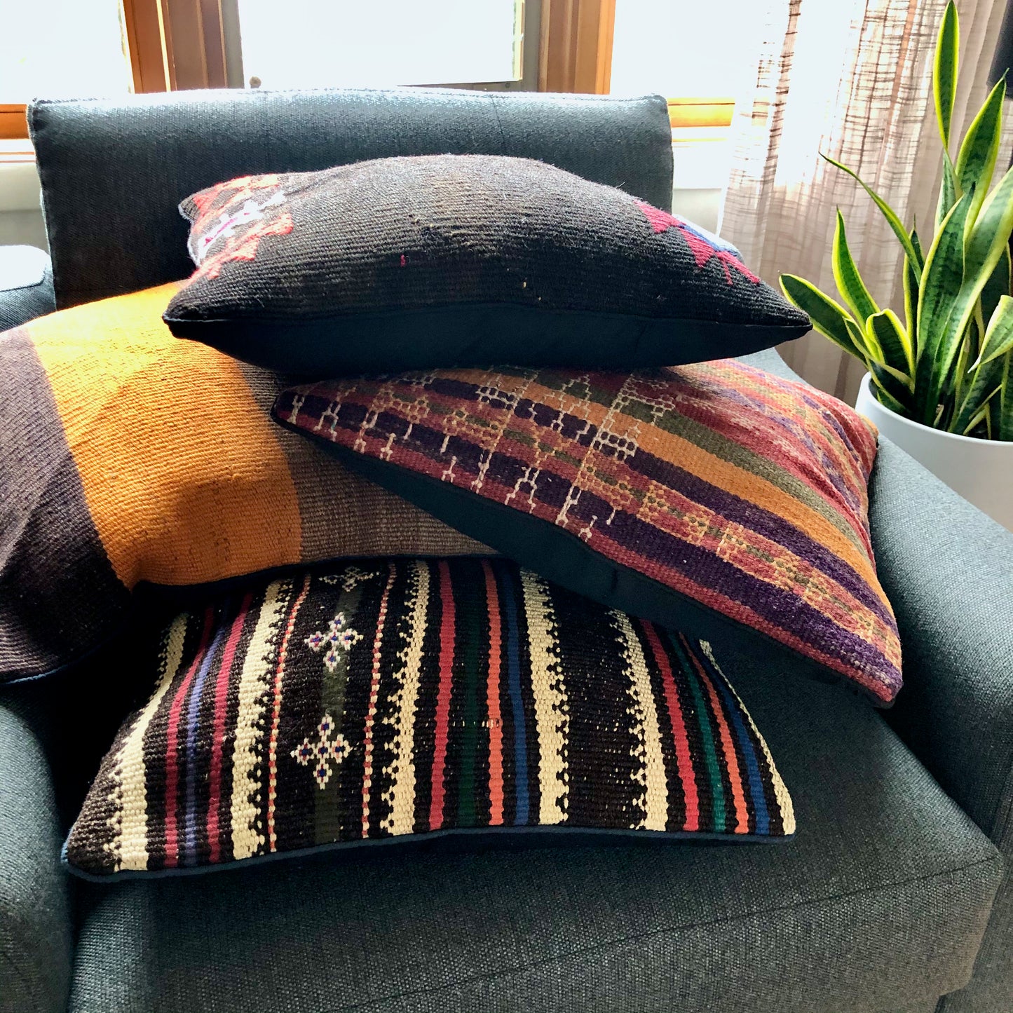 Bold Striped Vintage Turkish Kilim Pillow Cover