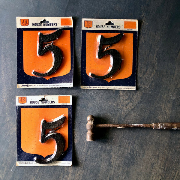 Vintage Hammered Black Metal House Numbers #5 (c.1970s) – Rush
