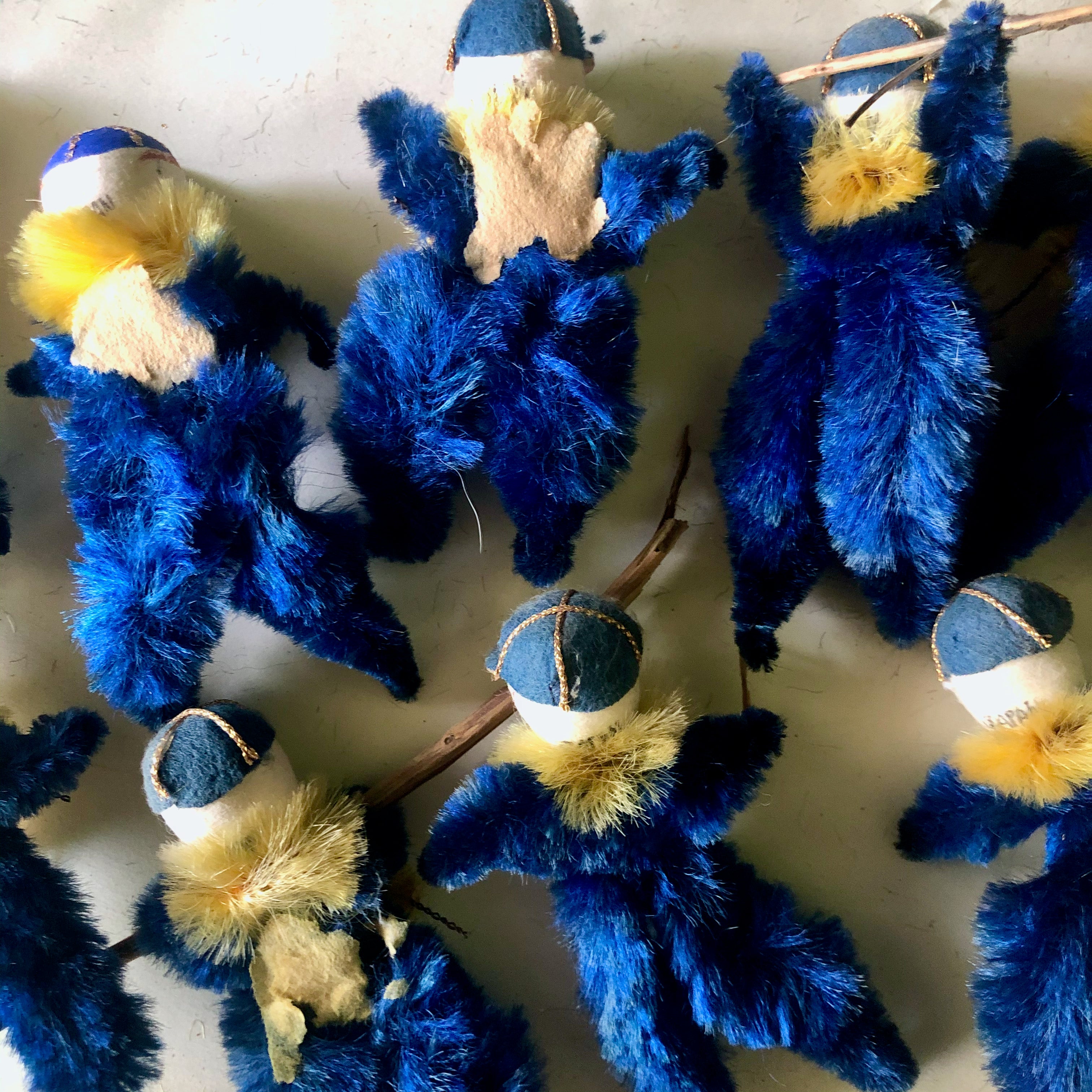 Vintage Pipe Cleaner Snow Baby Ornaments (c.1960s) – Rush Creek