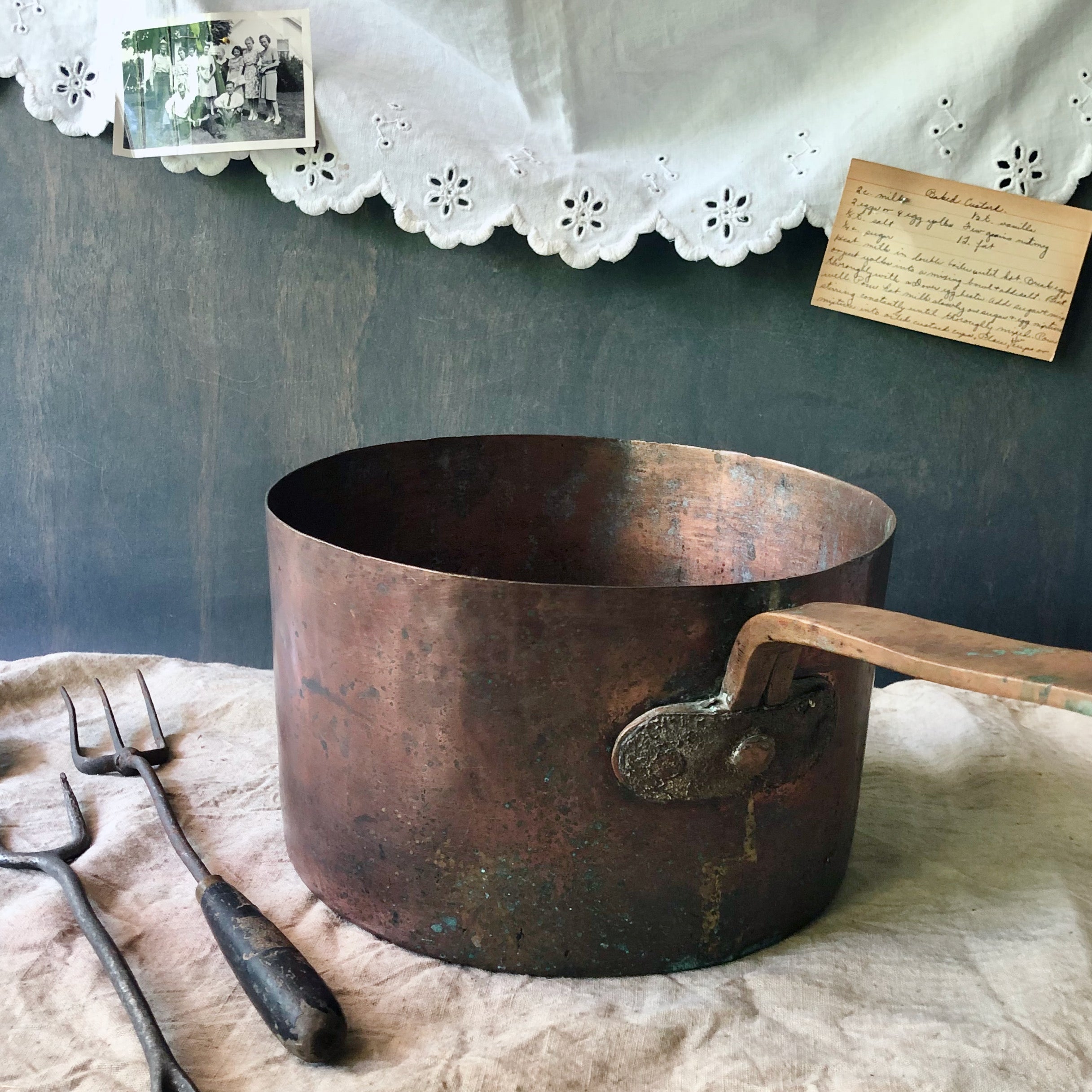 Antique copper deals pots