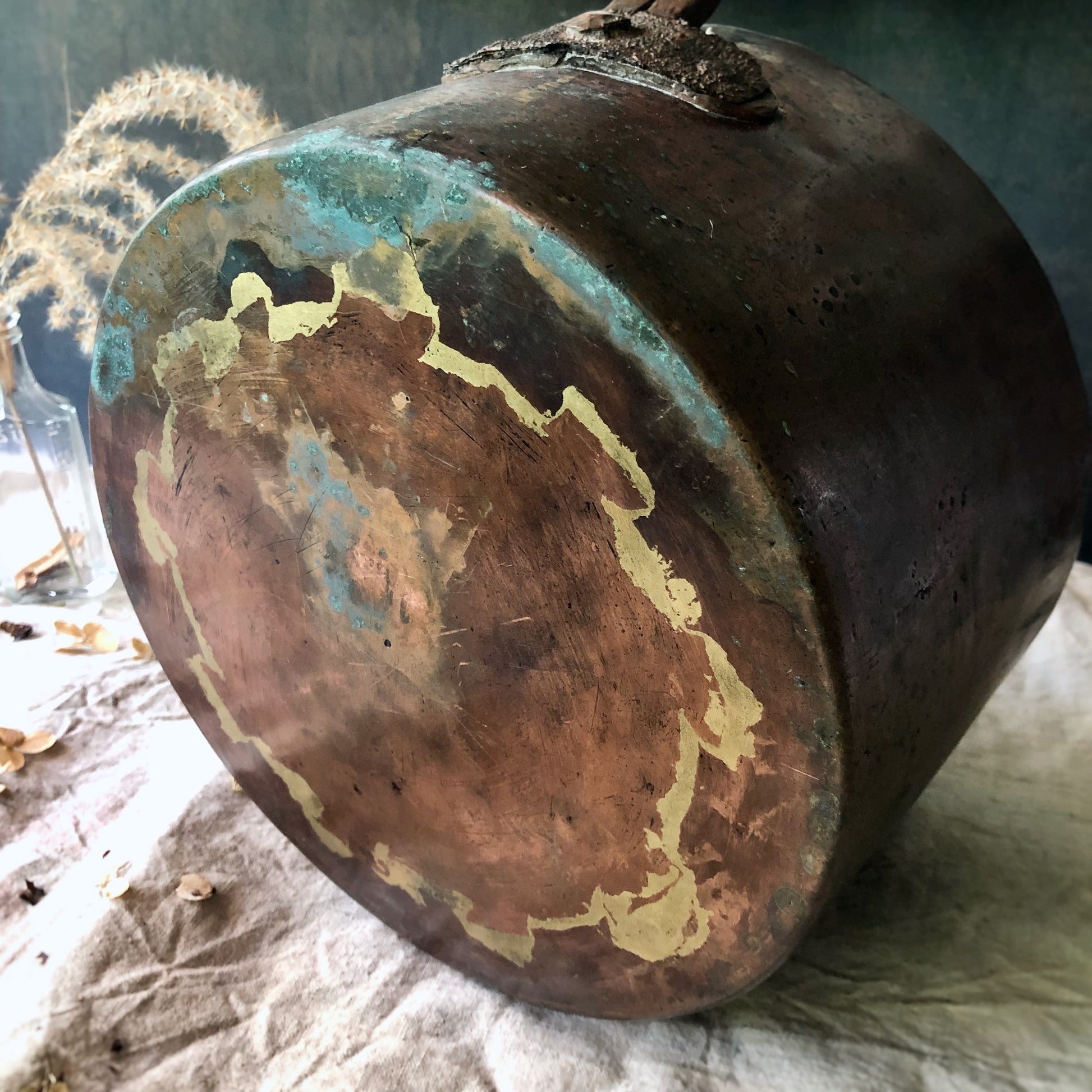 Early Dovetail Copper Cooking Pot (c.1800s)