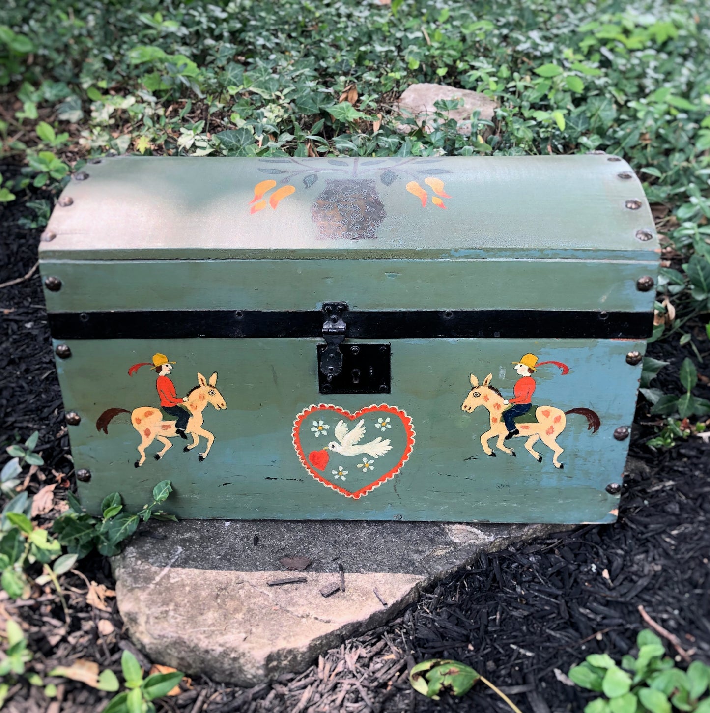 Antique Folk Art Chest with Interior Tray (c.1900s)