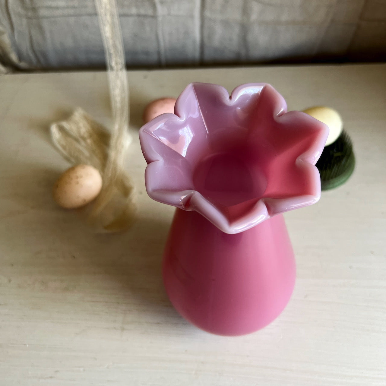 Vintage Fenton Pink Glass Ruffled Tulip Vase (c.1980s)