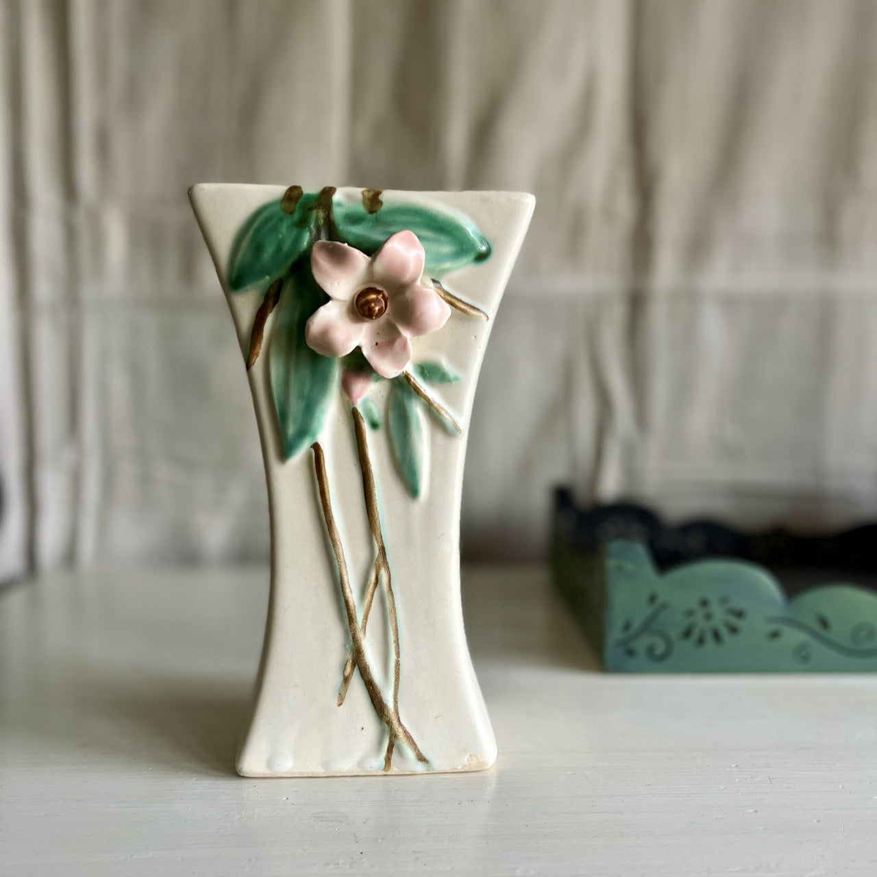 Vintage McCoy Blossom Time Vase (c.1940s)