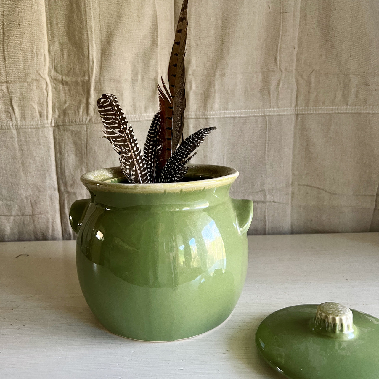 Hull Avocado Green Drip Bean Pot (c.1960s)