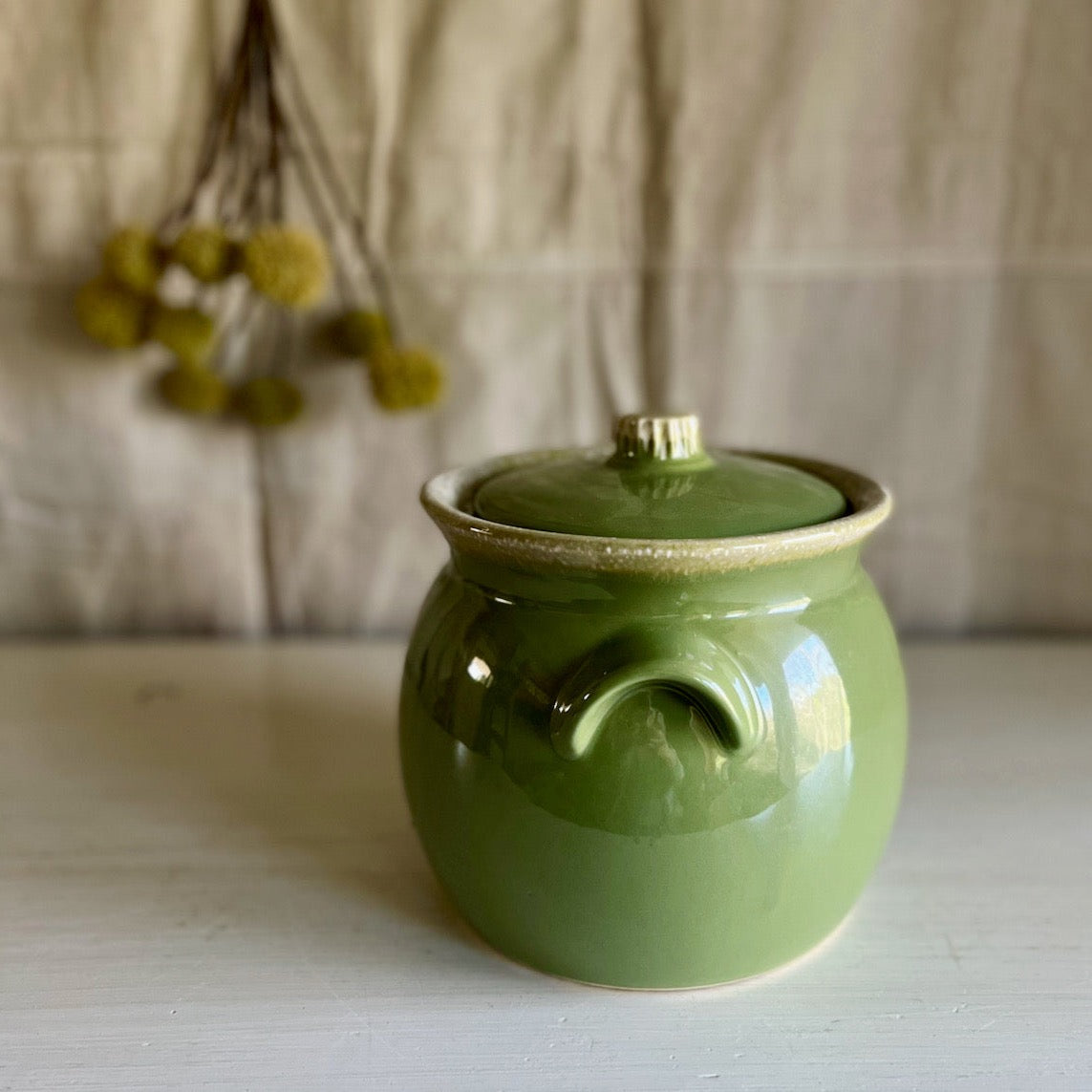 Hull Avocado Green Drip Bean Pot (c.1960s)