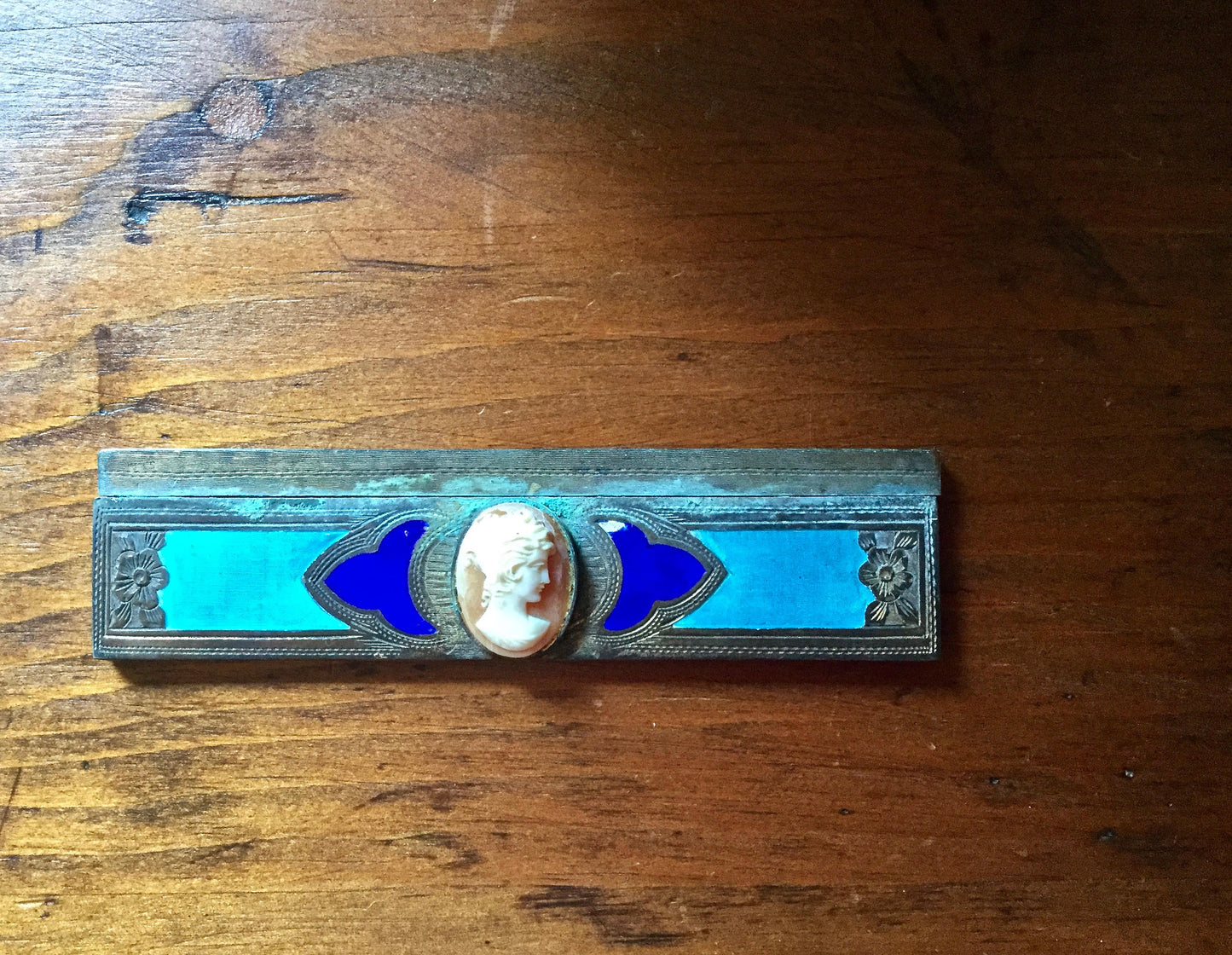 Art Deco Hair Comb with Cameo Case