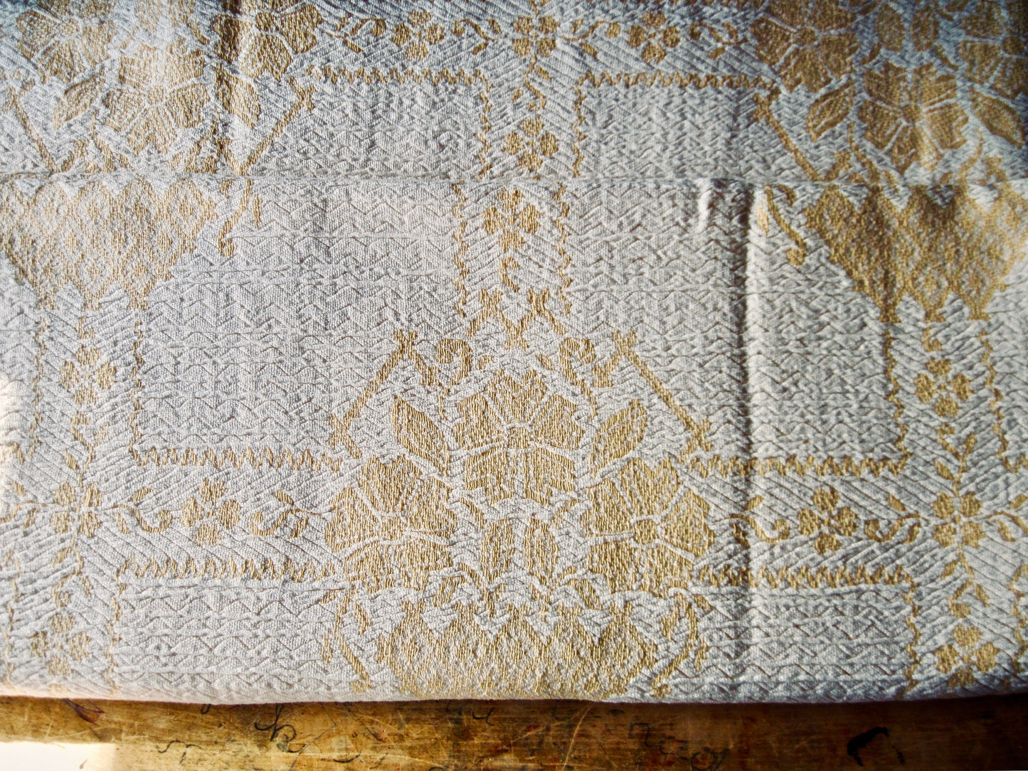 Yellow Cotton Farmhouse Blanket (c.1940s)