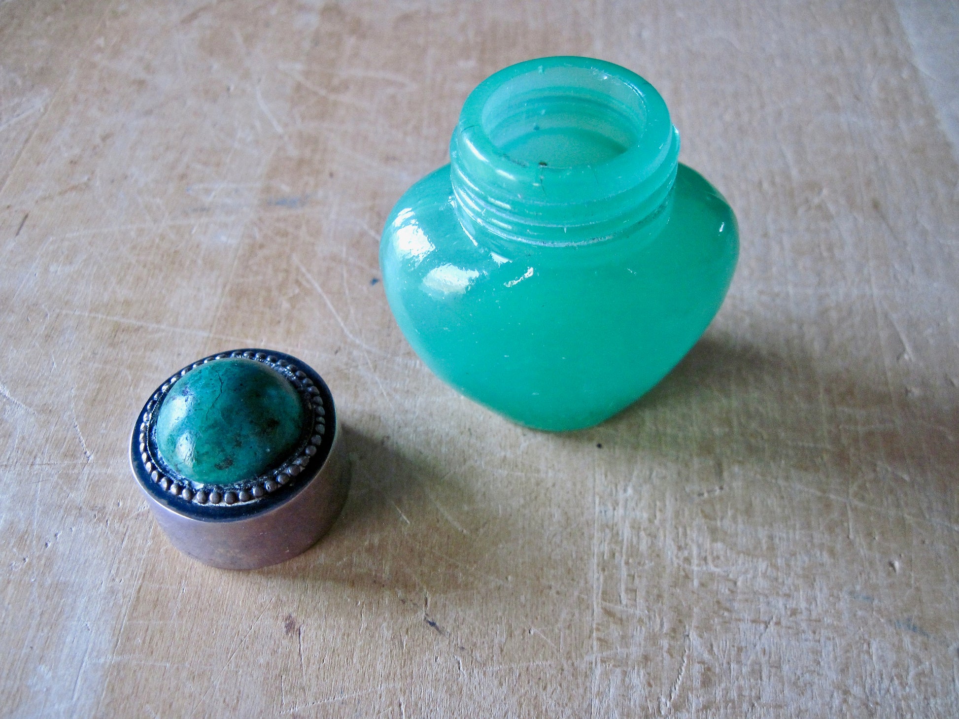 Green Glass Snuff Bottle with Sterling Lid by Apodaca