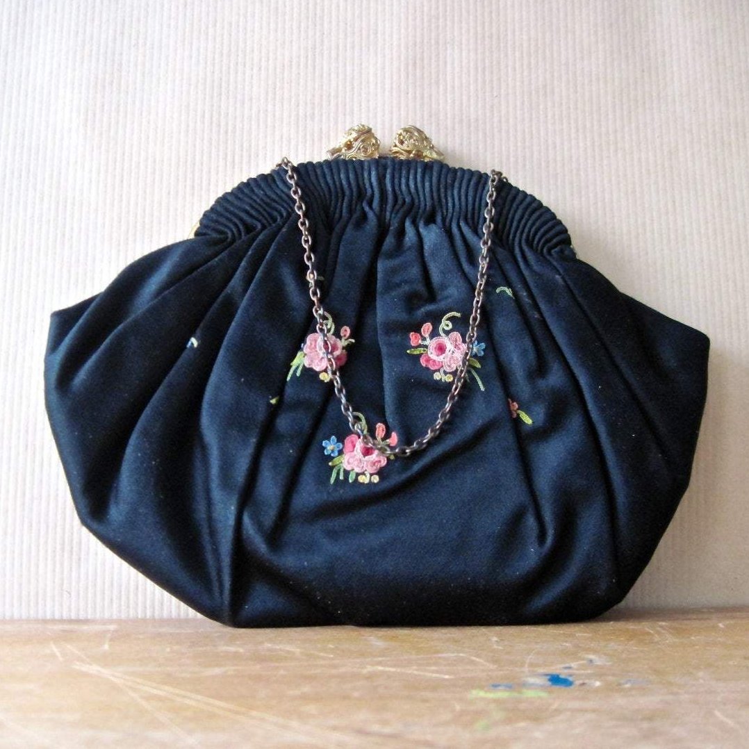 Antique Embroidered Black French Purse (c.1900s)